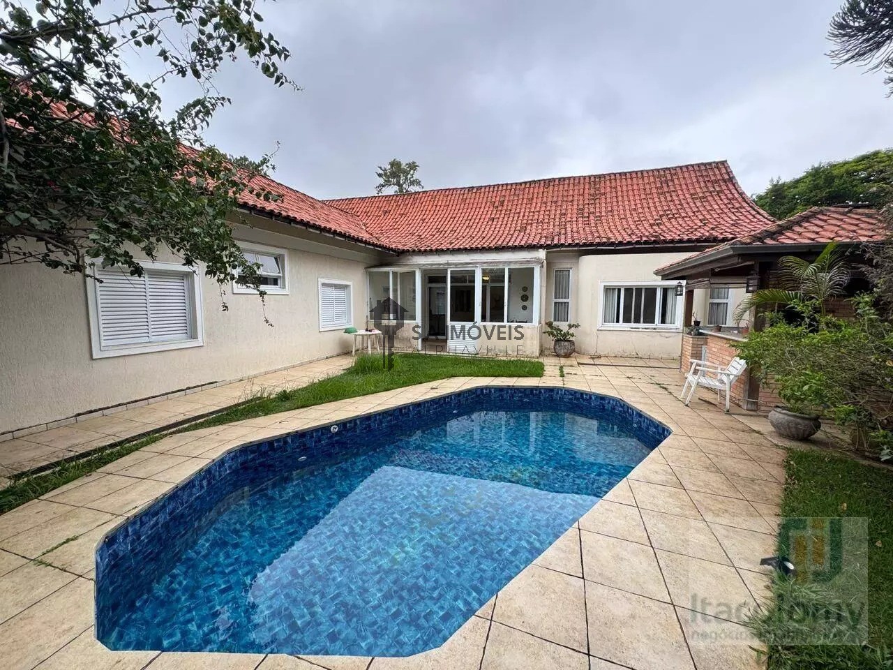 Casa, 3 quartos, 332 m² - Foto 1