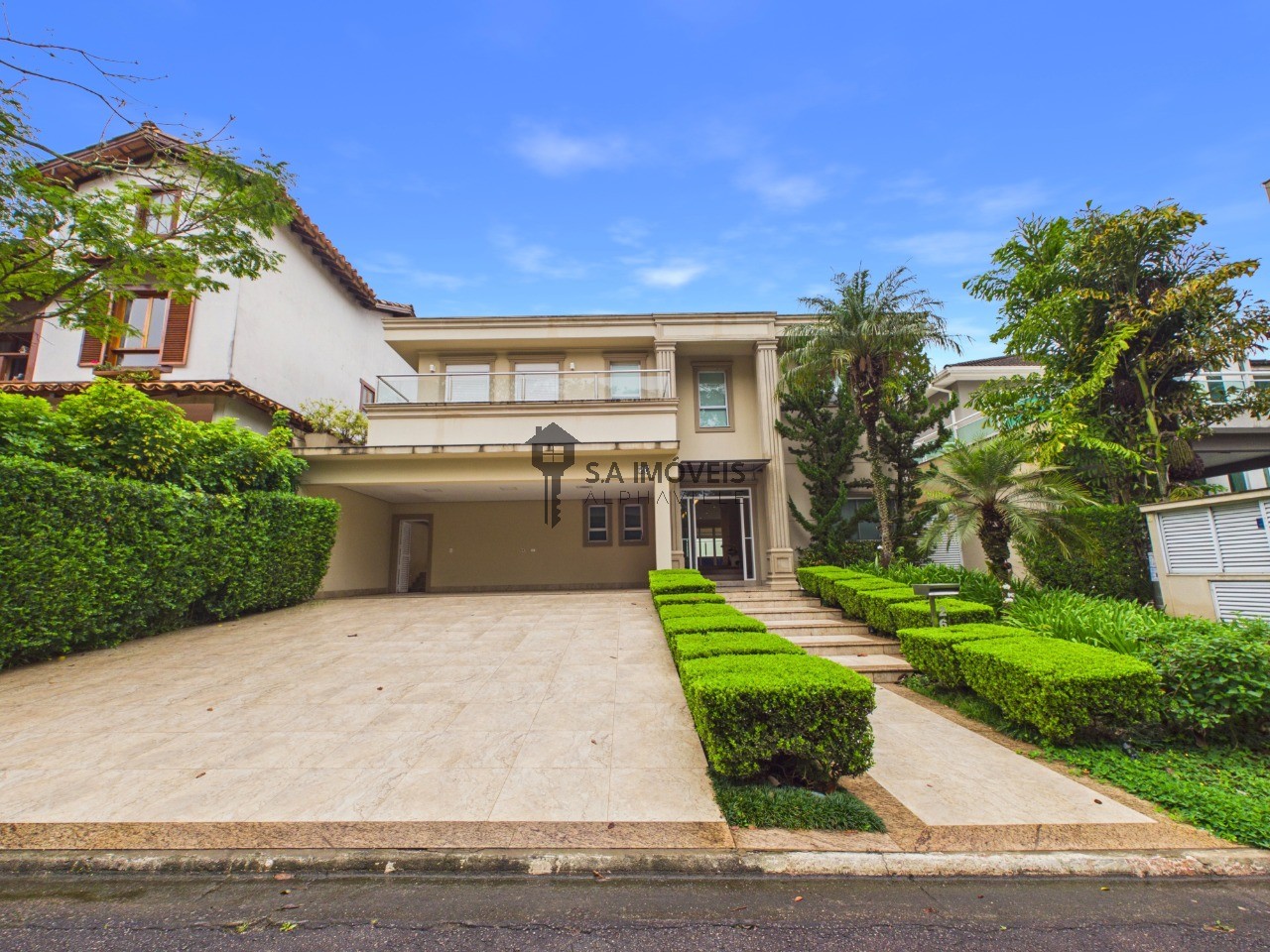 Casa, 5 quartos, 608 m² - Foto 1