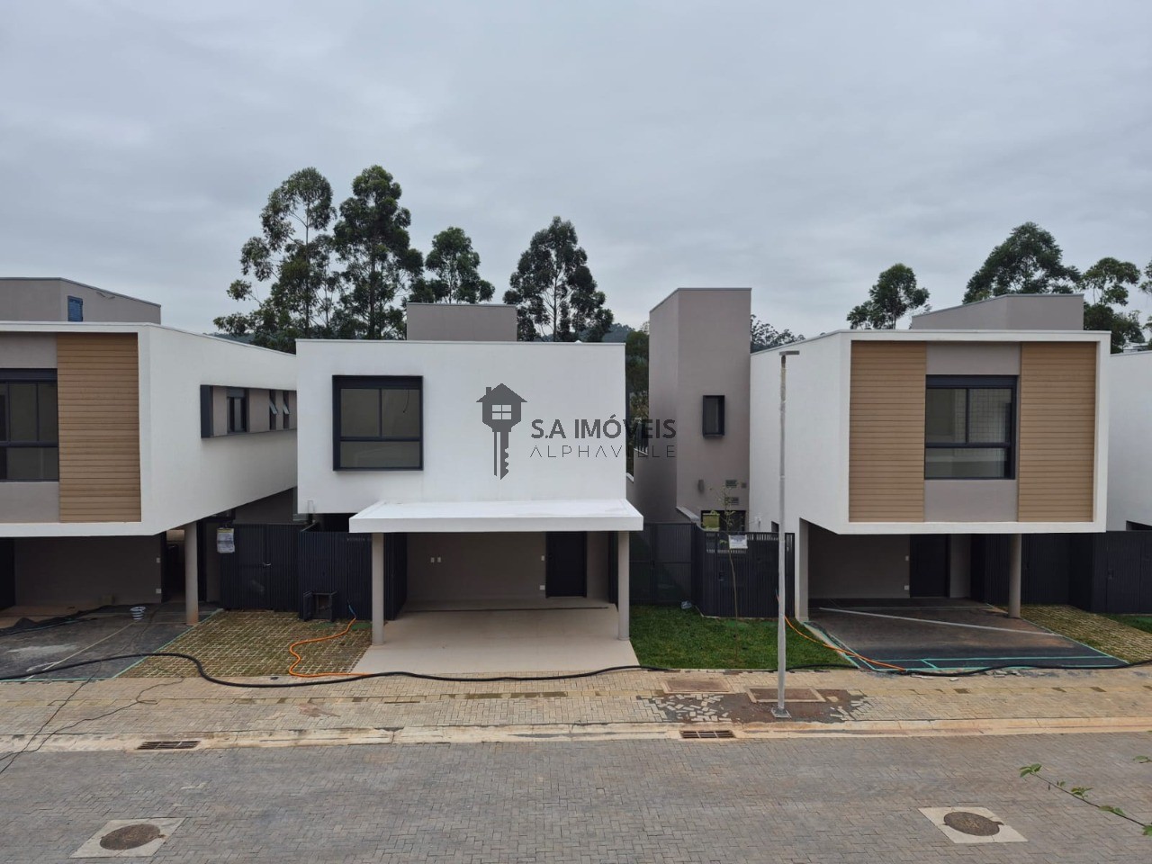 Casa, 3 quartos, 229 m² - Foto 3