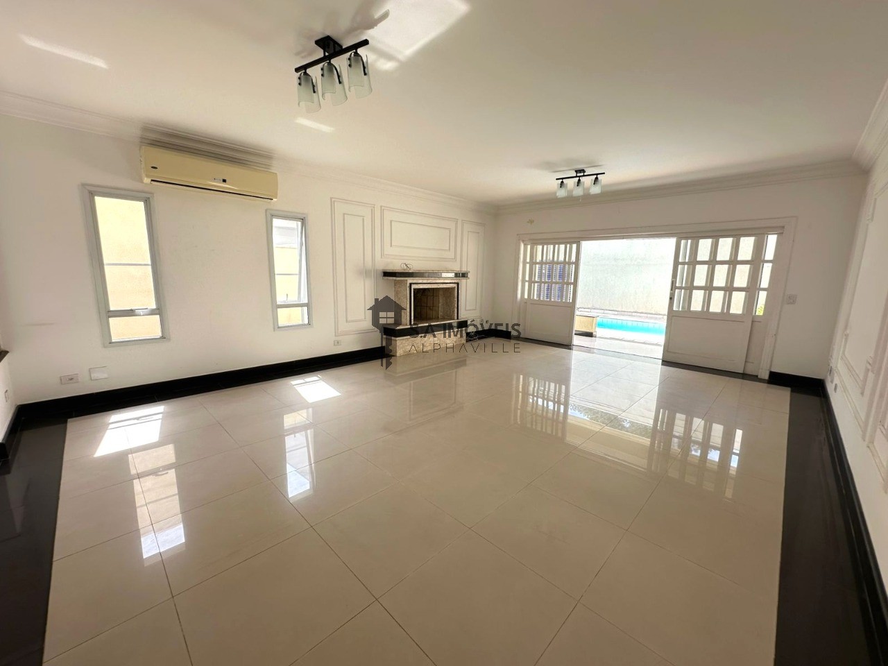 Casa, 4 quartos, 329 m² - Foto 4