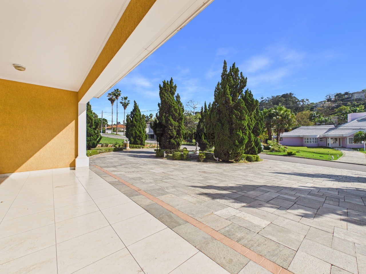 Casa, 4 quartos, 650 m² - Foto 2