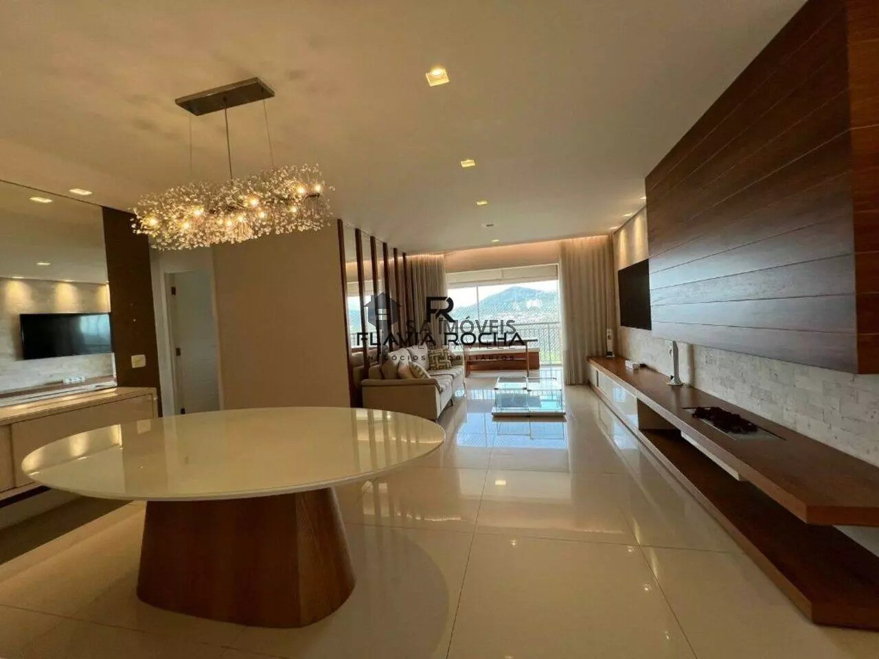 Apartamento, 2 quartos, 110 m² - Foto 1