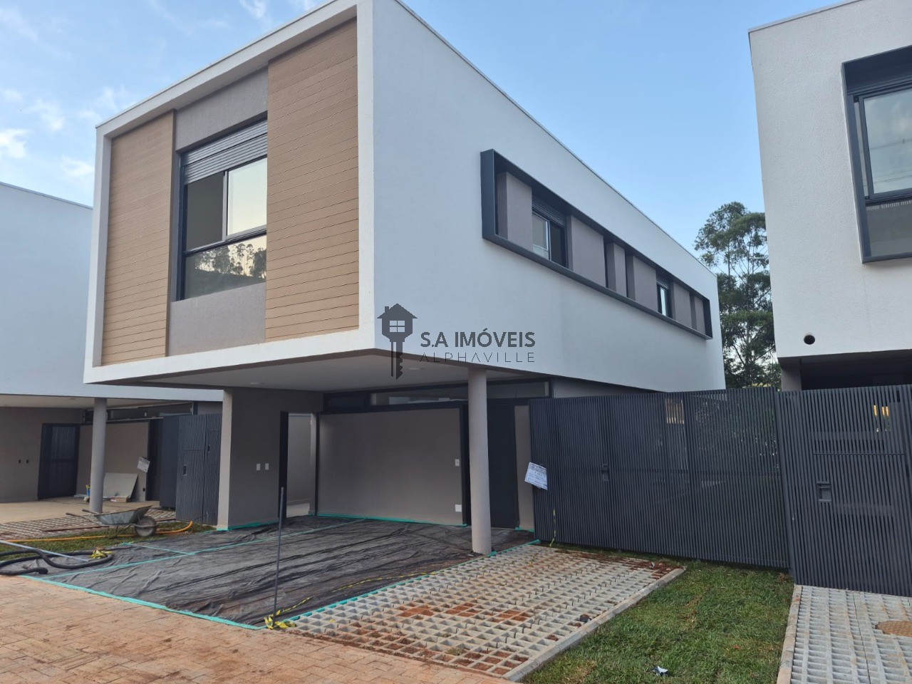 Casa, 3 quartos, 229 m² - Foto 1