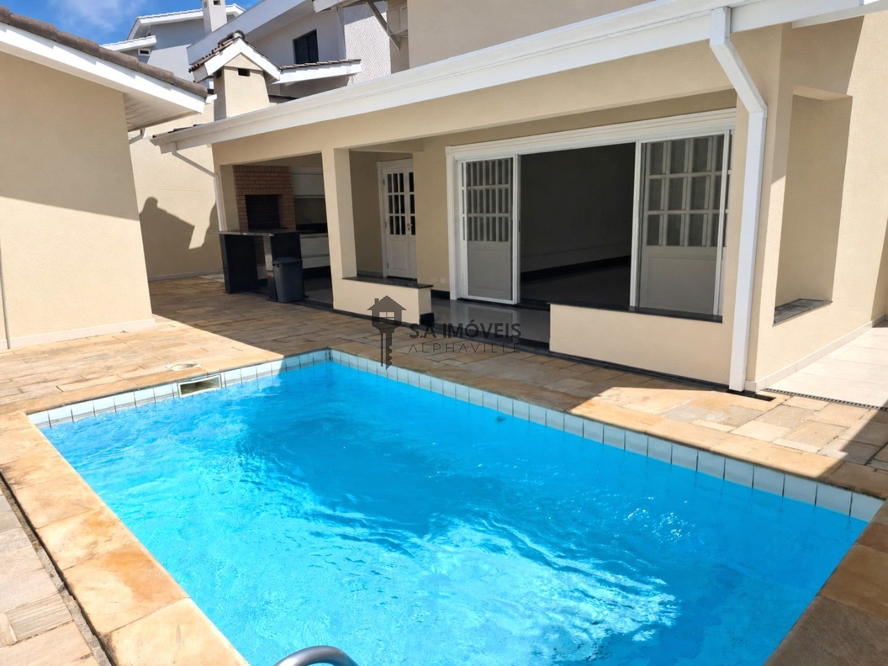 Casa, 4 quartos, 329 m² - Foto 2