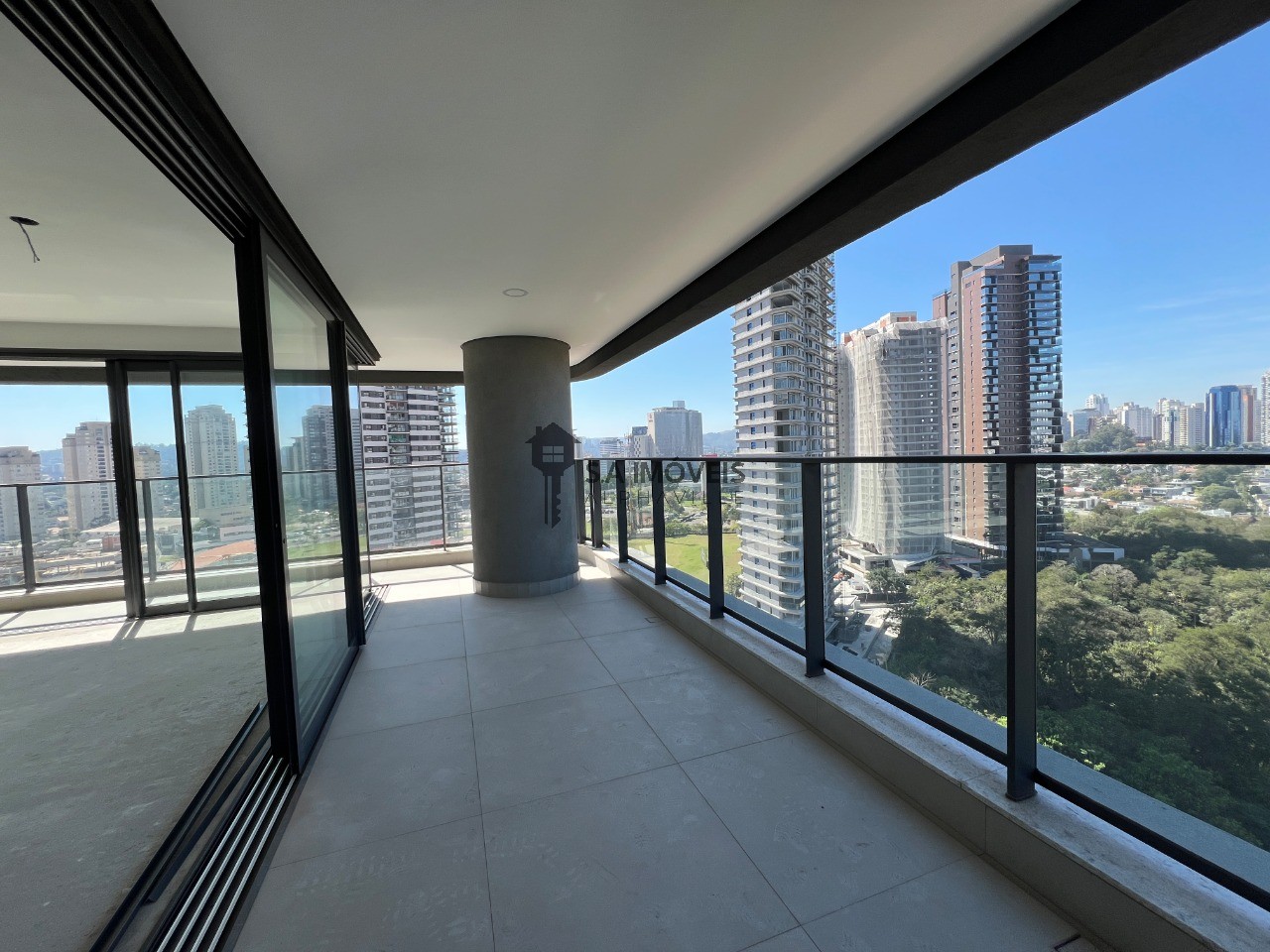 Apartamento, 3 quartos, 218 m² - Foto 4