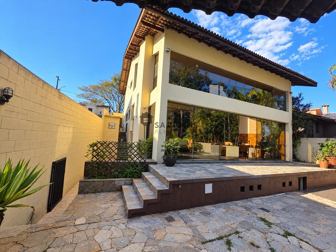 Casa, 3 quartos, 470 m² - Foto 1