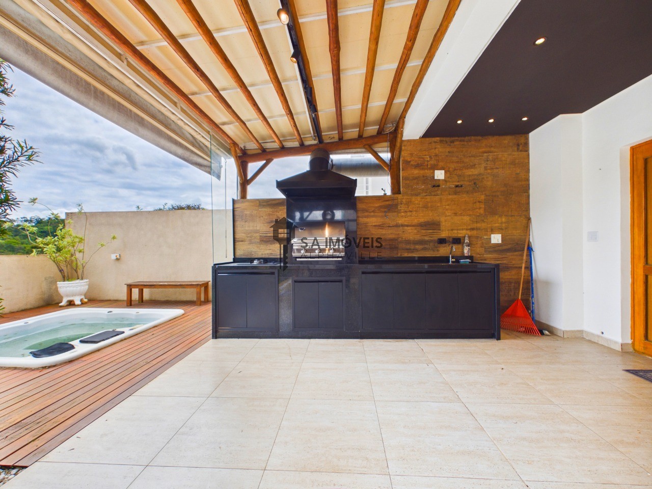 Casa, 4 quartos, 258 m² - Foto 33