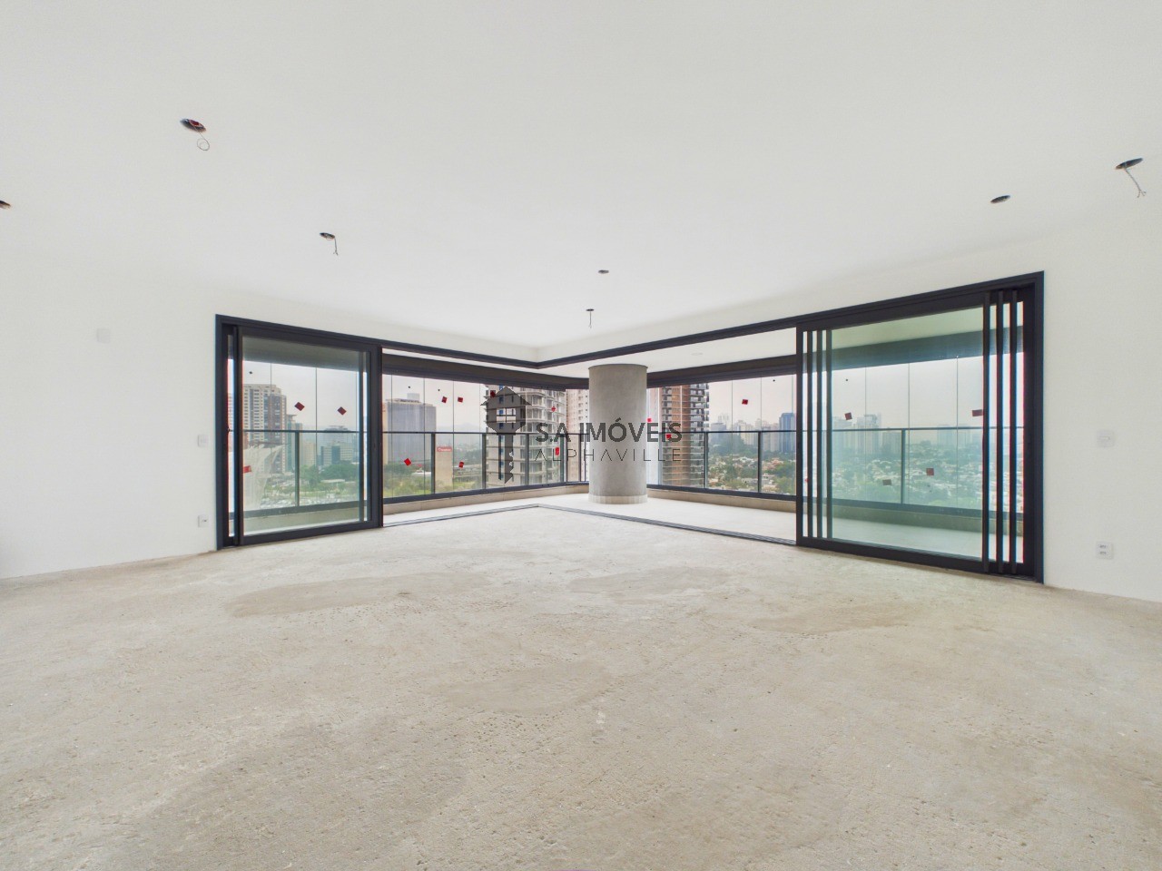 Apartamento, 3 quartos, 218 m² - Foto 1