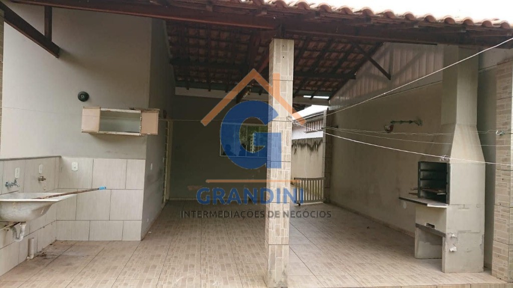 Casa, 3 quartos, 300 m² - Foto 1