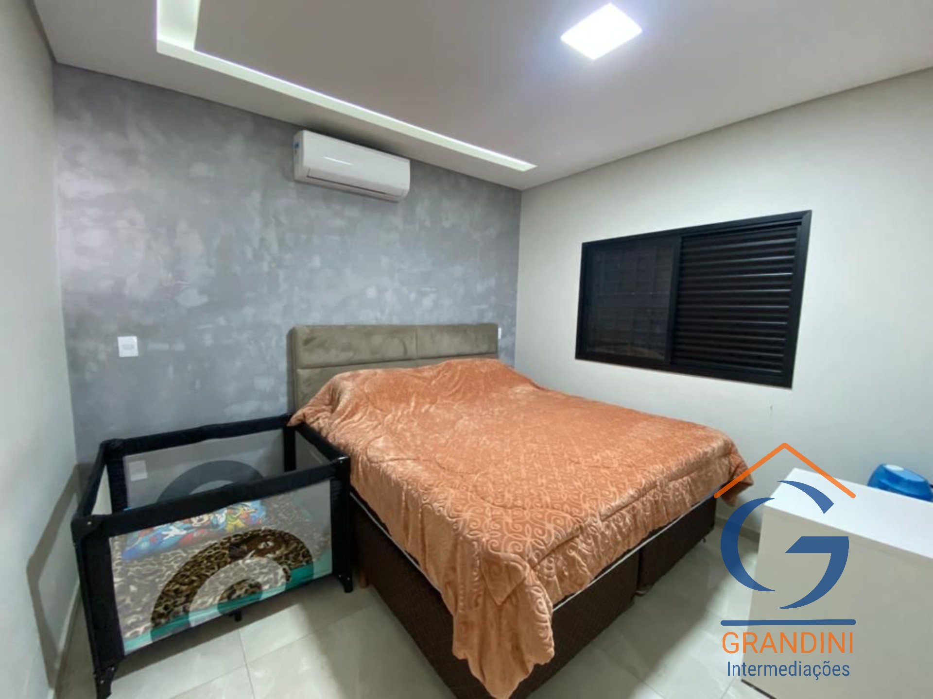 Casa à venda com 3 quartos, 200m² - Foto 7