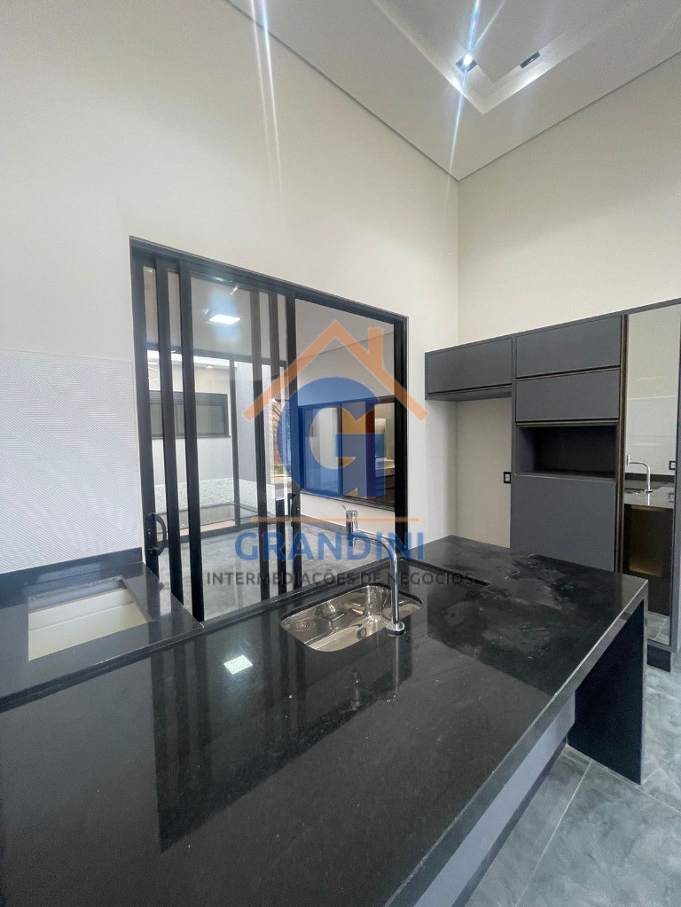 Casa de Condomínio à venda com 3 quartos, 200m² - Foto 9