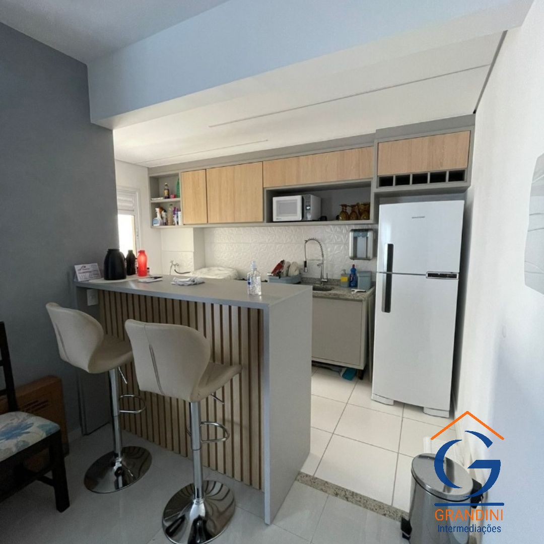 Apartamento à venda com 2 quartos, 60m² - Foto 2