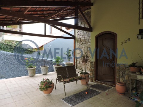 Casa à venda com 3 quartos, 415m² - Foto 4