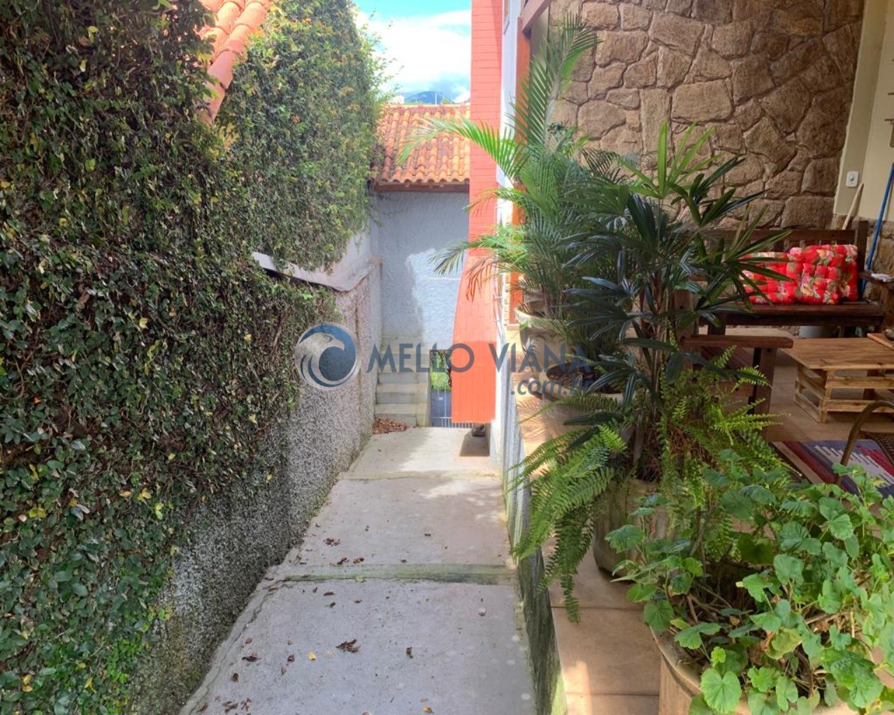 Casa à venda com 3 quartos, 415m² - Foto 5