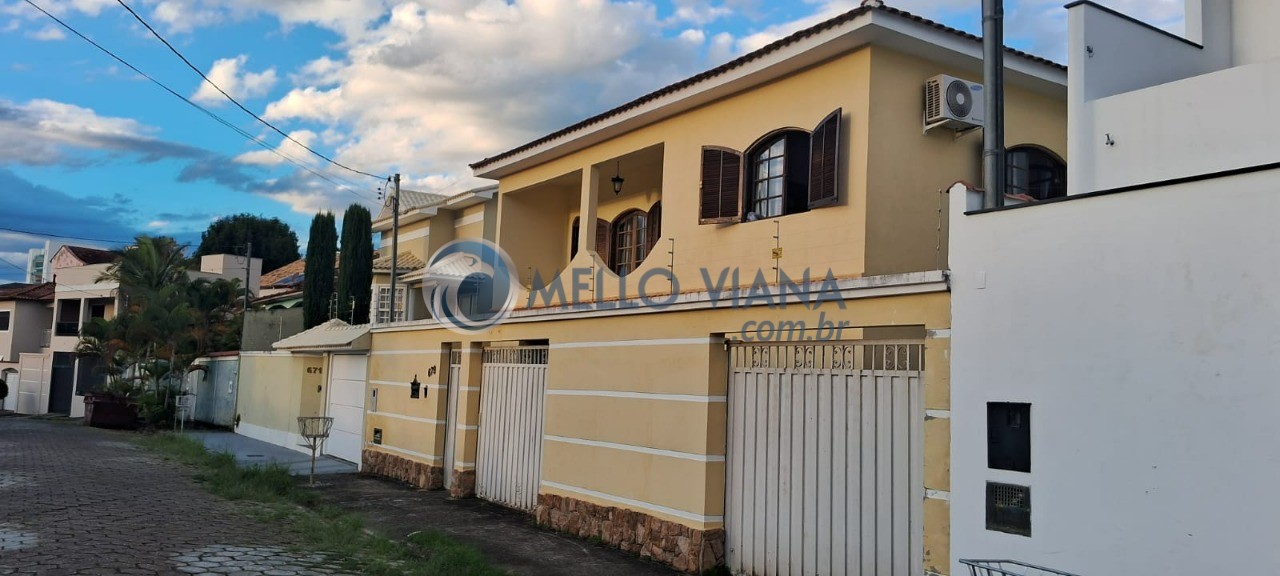 Sobrado à venda com 4 quartos, 207m² - Foto 2