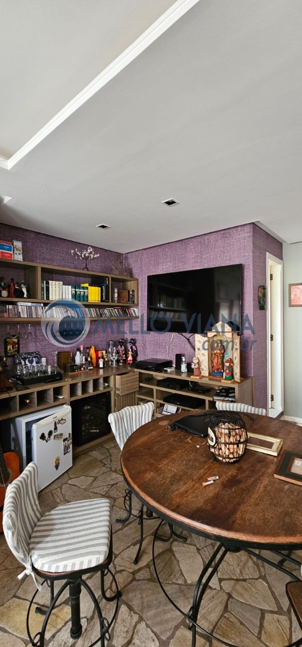 Casa à venda com 3 quartos, 227m² - Foto 11