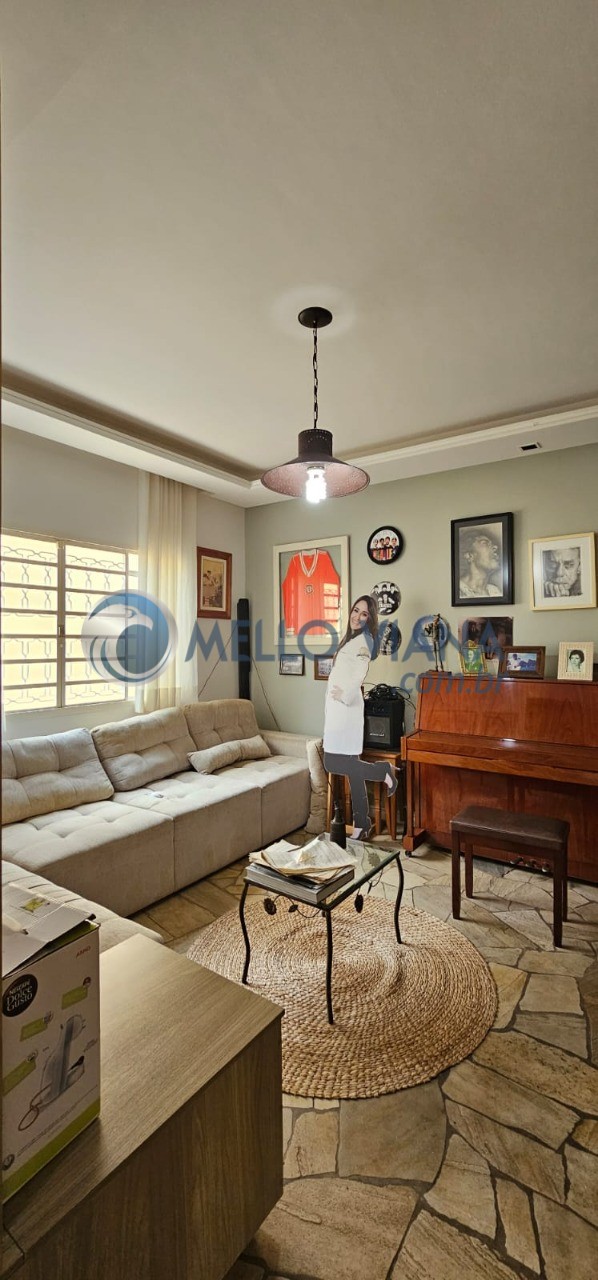 Casa à venda com 3 quartos, 227m² - Foto 10