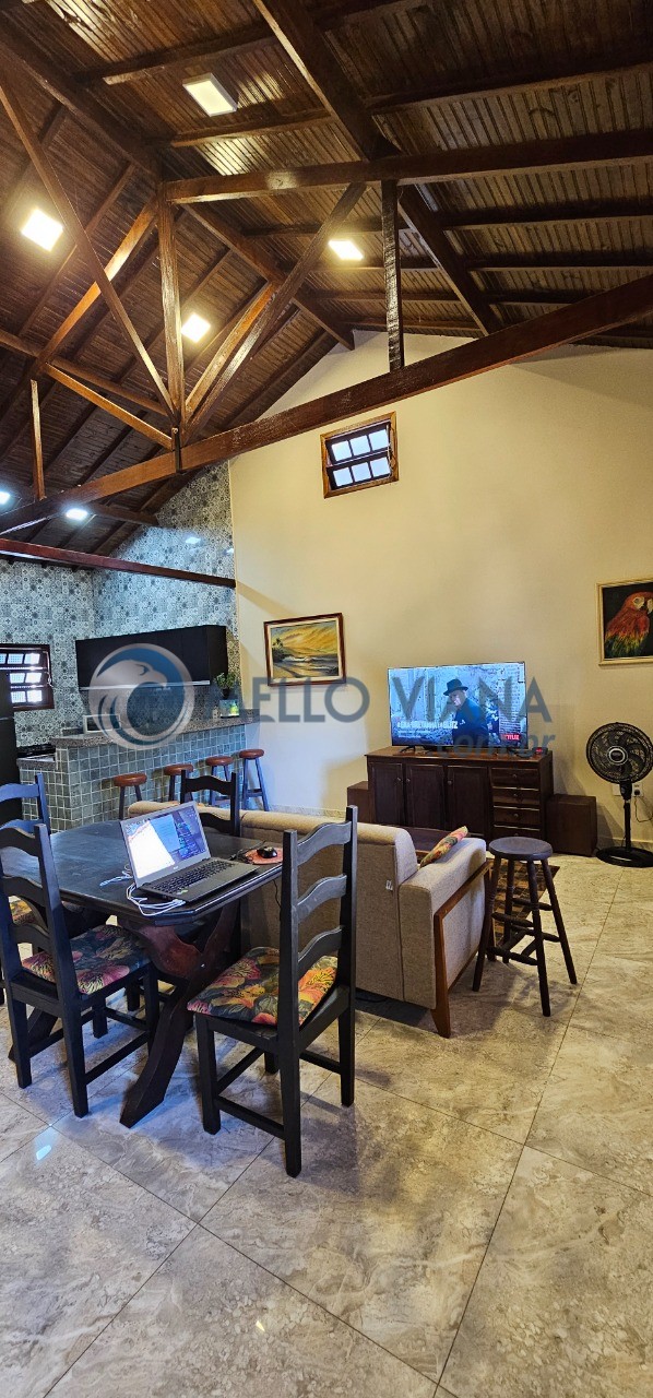 Casa, 3 quartos, 165 m² - Foto 1