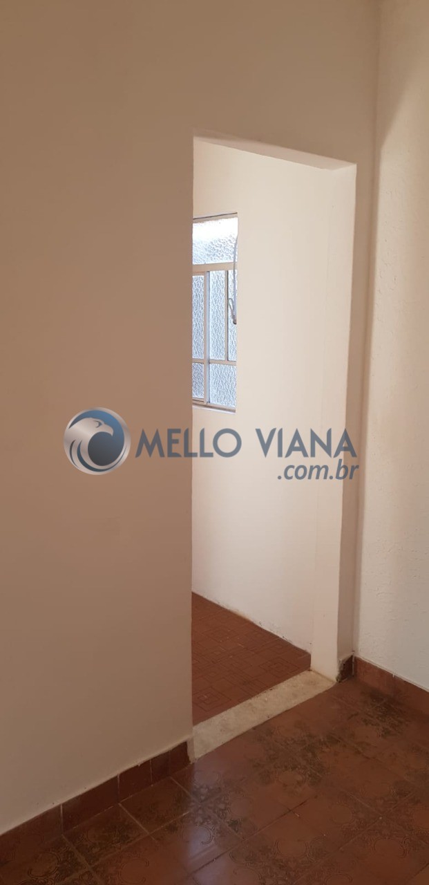 Casa à venda com 3 quartos, 165m² - Foto 2