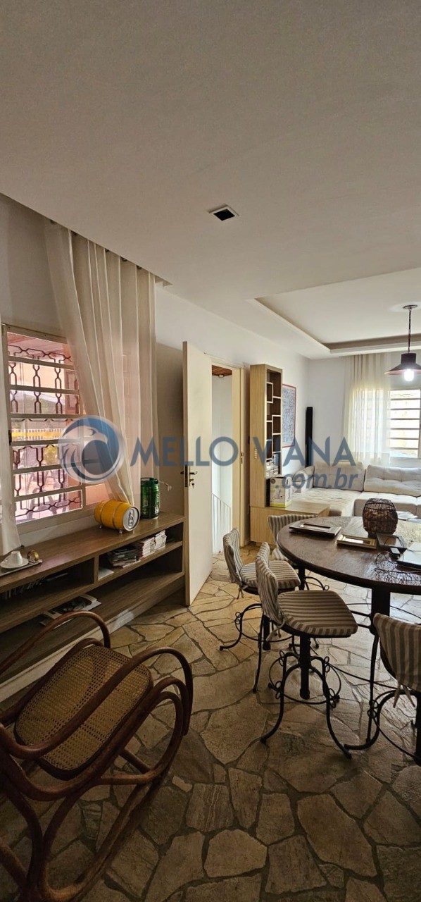 Casa à venda com 3 quartos, 227m² - Foto 14