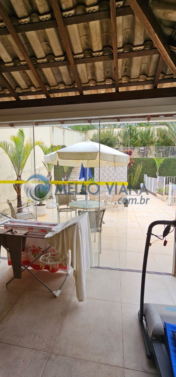 Casa à venda com 3 quartos, 227m² - Foto 16