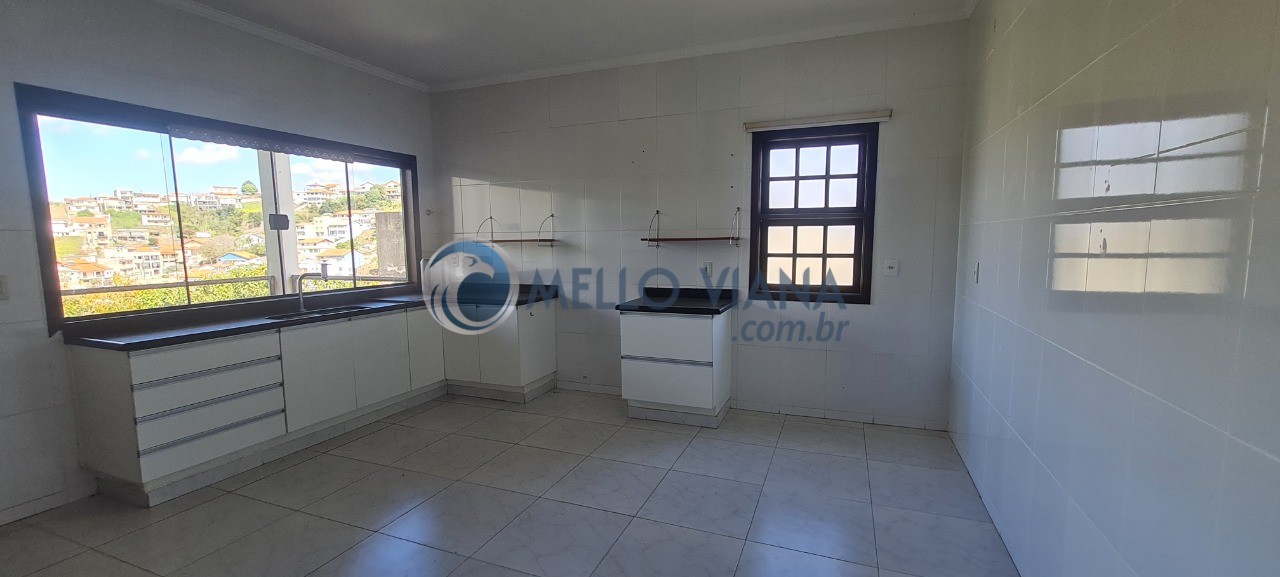 Casa à venda com 3 quartos, 360m² - Foto 14