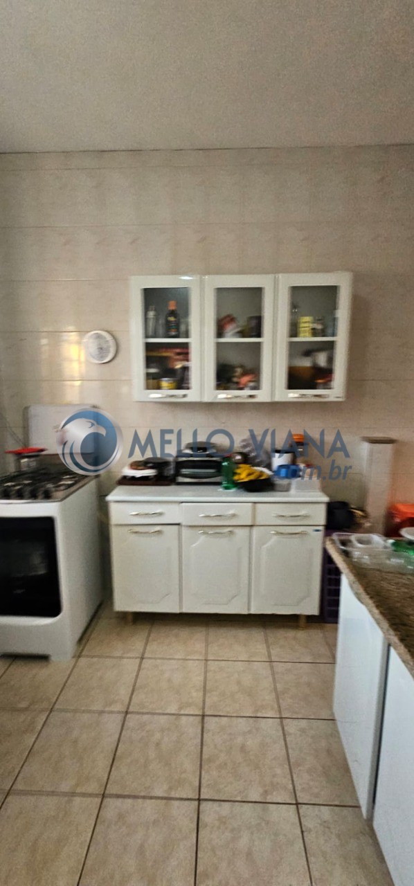Casa à venda com 2 quartos, 72m² - Foto 6