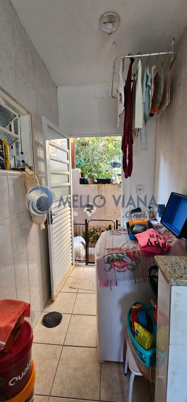 Casa à venda com 2 quartos, 72m² - Foto 15