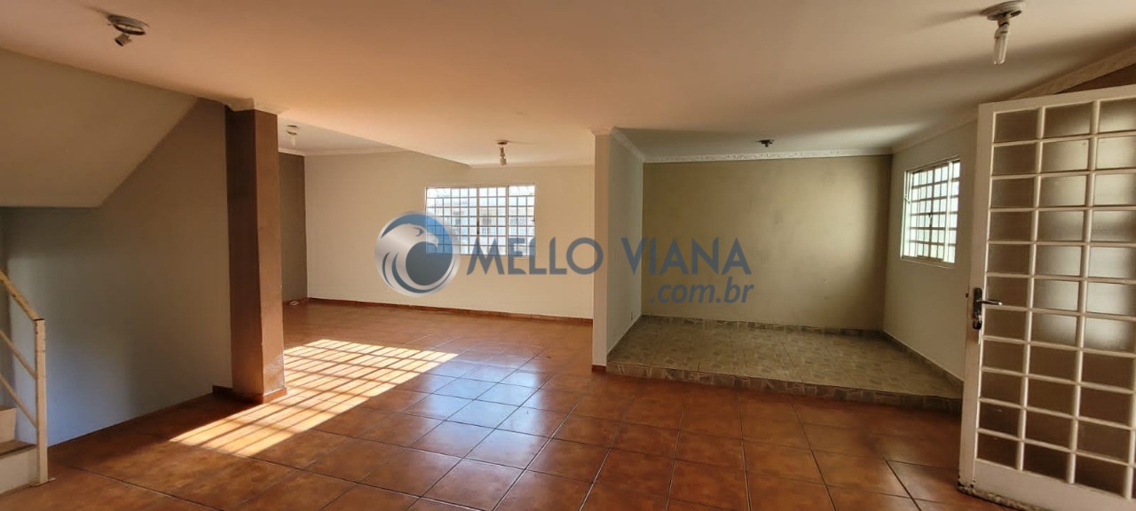 Casa, 3 quartos, 256 m² - Foto 1