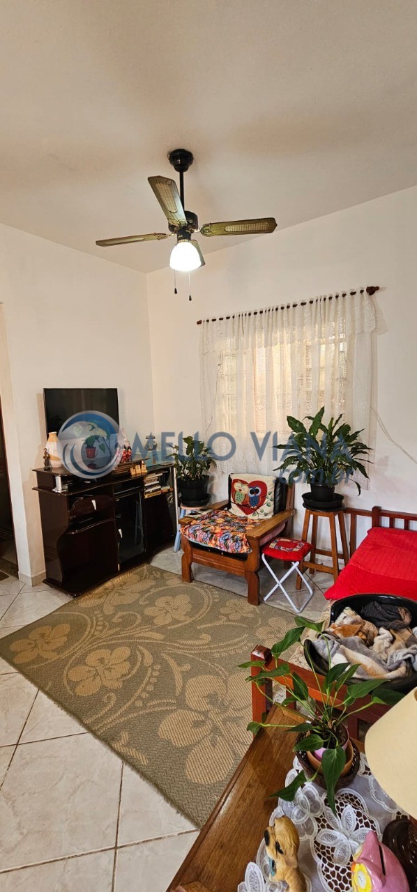 Casa à venda com 2 quartos, 72m² - Foto 8