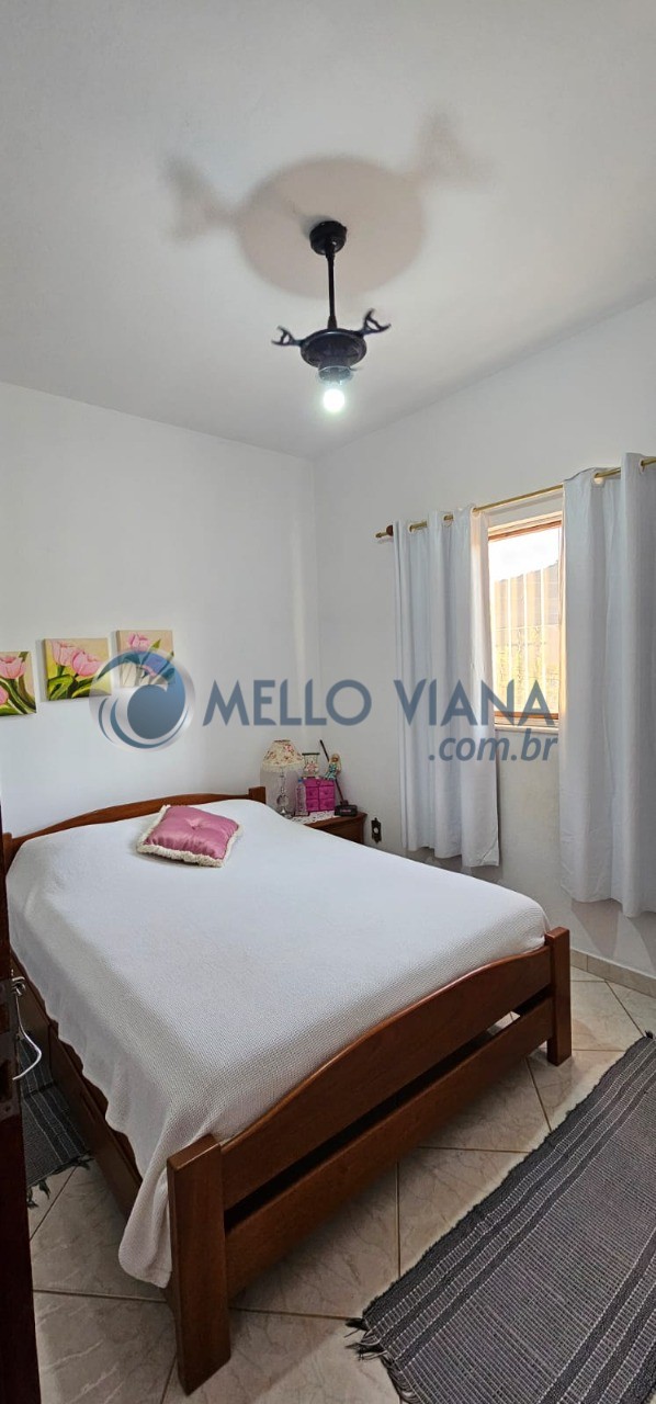 Casa à venda com 2 quartos, 72m² - Foto 9