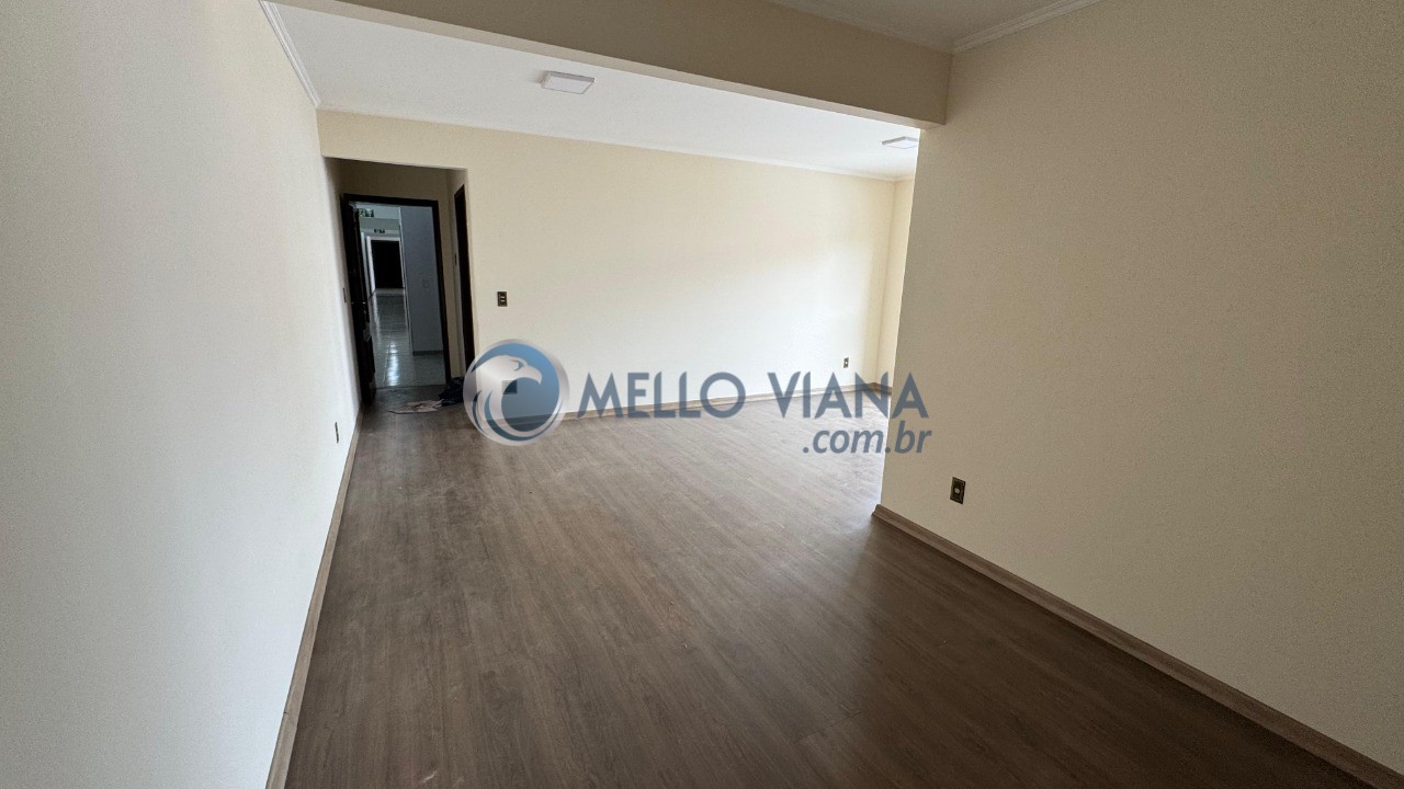 Apartamento para alugar com 2 quartos, 121m² - Foto 2