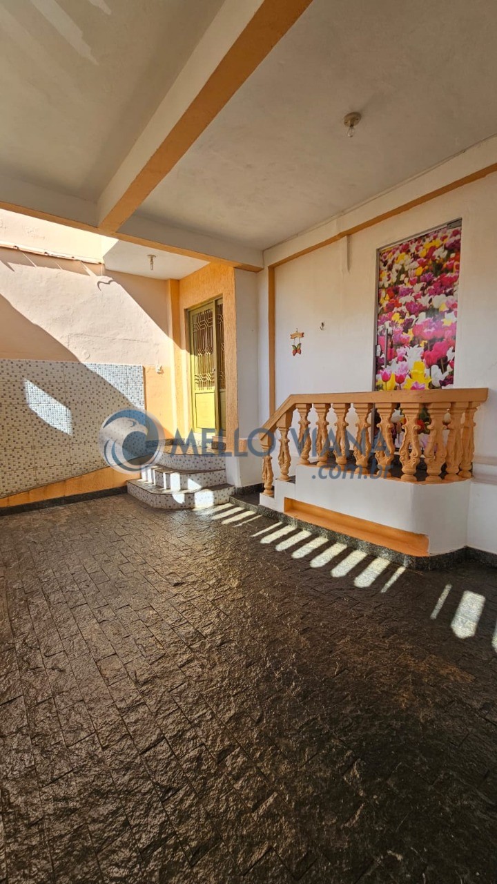 Casa, 2 quartos, 182 m² - Foto 1