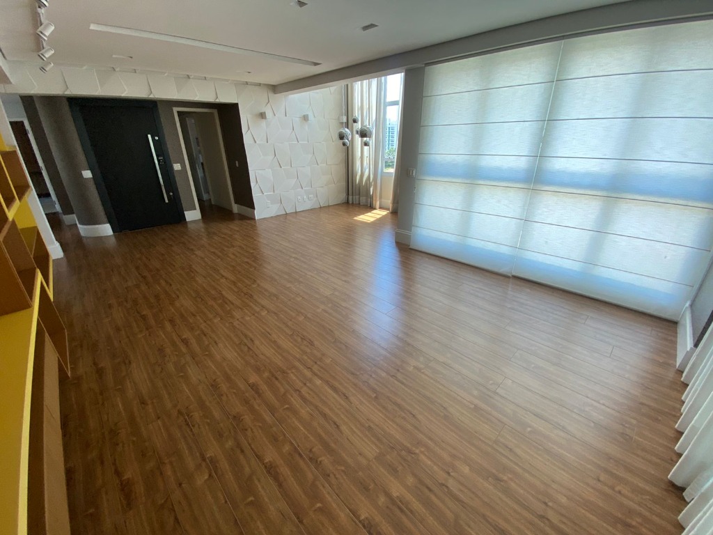 Apartamento à venda com 4 quartos, 223m² - Foto 45