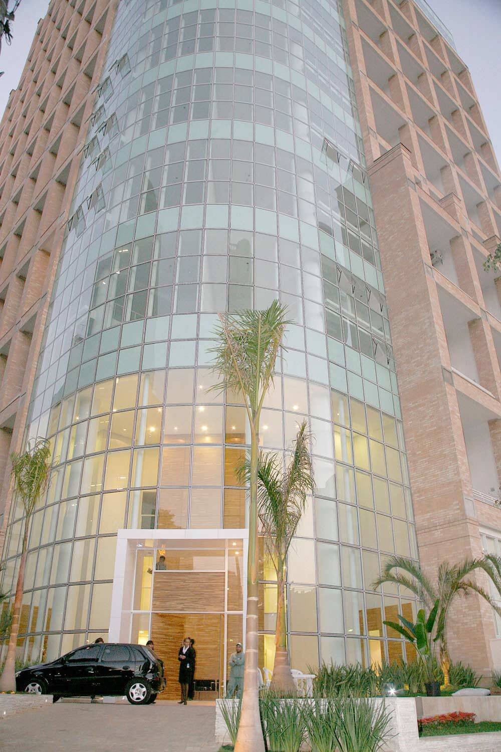 Apartamento, 3 quartos, 122 m² - Foto 2