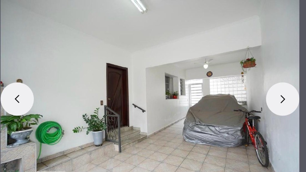 Casa à venda em São Paulo-SP, Canindé: 5 quartos, 2 banheiros, 2 vagas, 230m²! Confira já!