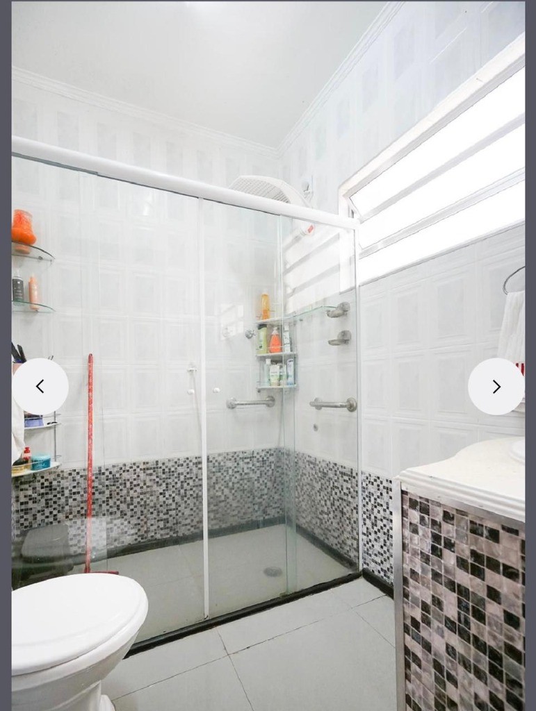 Casa à venda em São Paulo-SP, Canindé: 5 quartos, 2 banheiros, 2 vagas, 230m²! Confira já!
