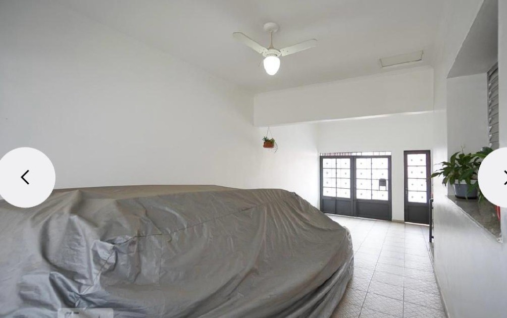 Casa à venda em São Paulo-SP, Canindé: 5 quartos, 2 banheiros, 2 vagas, 230m²! Confira já!