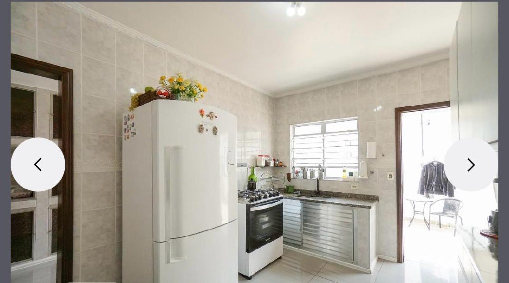 Casa à venda em São Paulo-SP, Canindé: 5 quartos, 2 banheiros, 2 vagas, 230m²! Confira já!