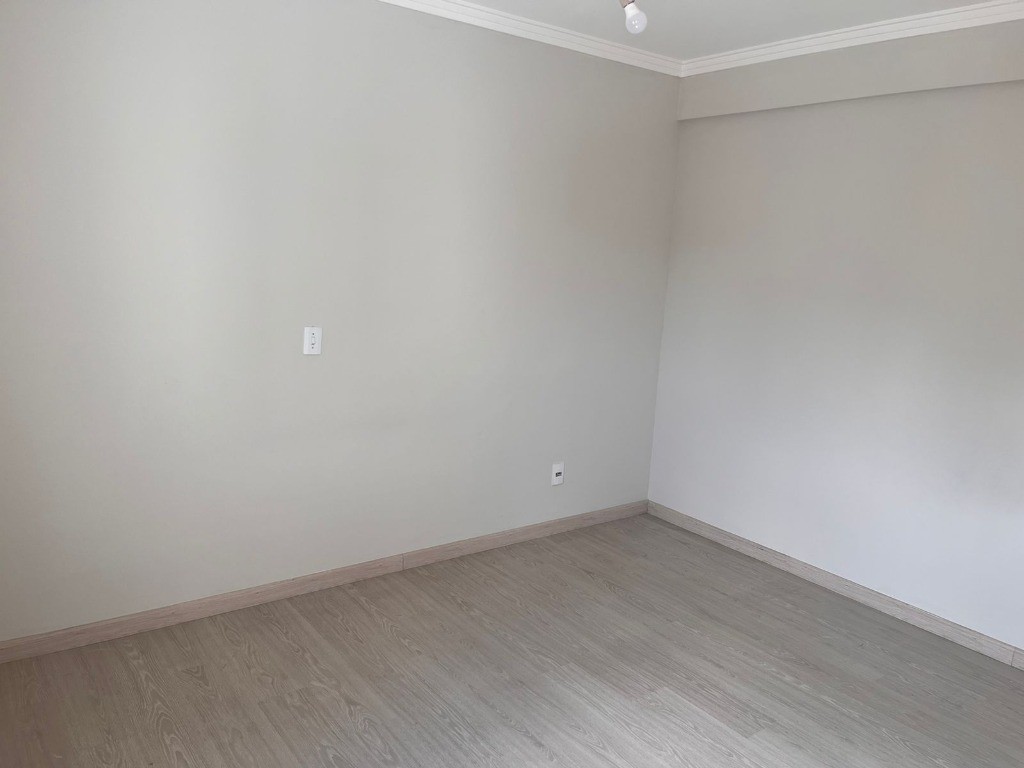 Apartamento à venda com 2 quartos, 96m² - Foto 7
