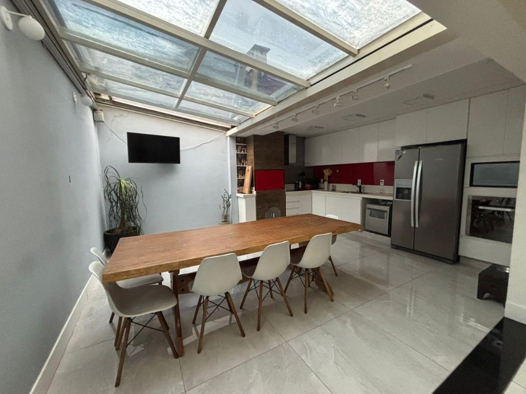 Casa, 4 quartos, 250 m² - Foto 22