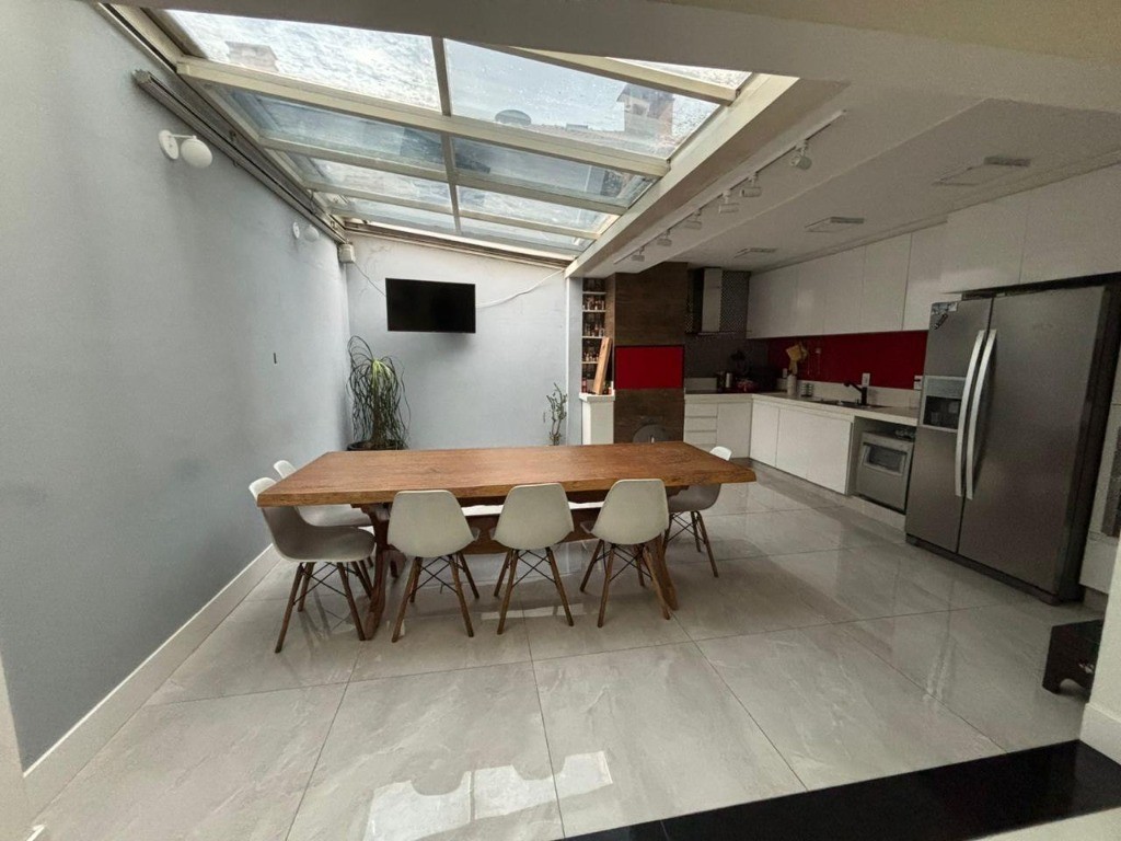 Casa, 4 quartos, 250 m² - Foto 24