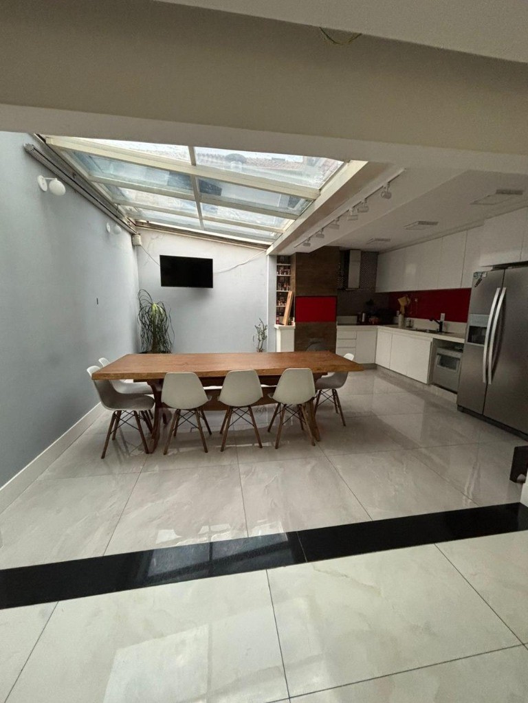 Casa, 4 quartos, 250 m² - Foto 17