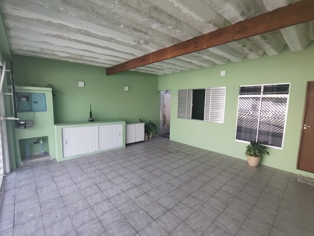 Casa, 4 quartos, 235 m² - Foto 1