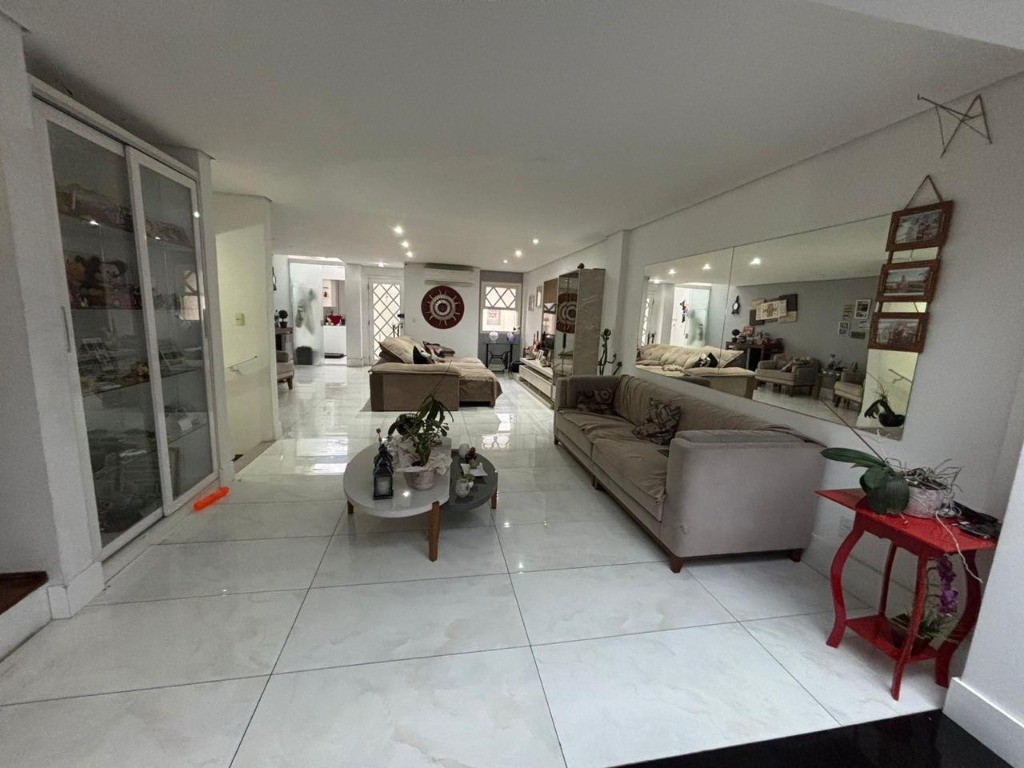 Casa, 4 quartos, 250 m² - Foto 15