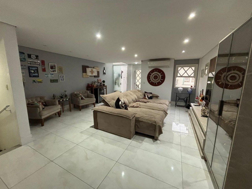 Casa, 4 quartos, 250 m² - Foto 14