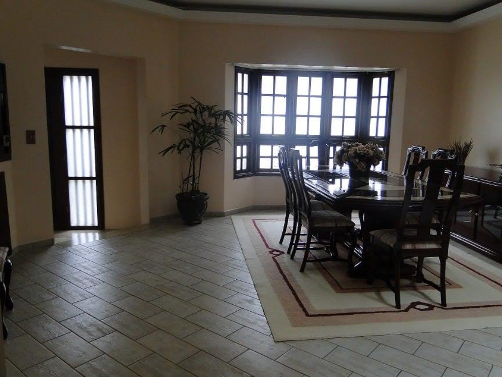 Casa, 4 quartos, 630 m² - Foto 11