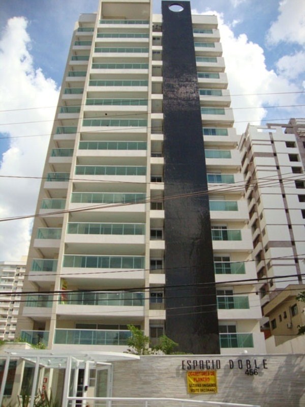 Apartamento, 3 quartos, 242 m² - Foto 1