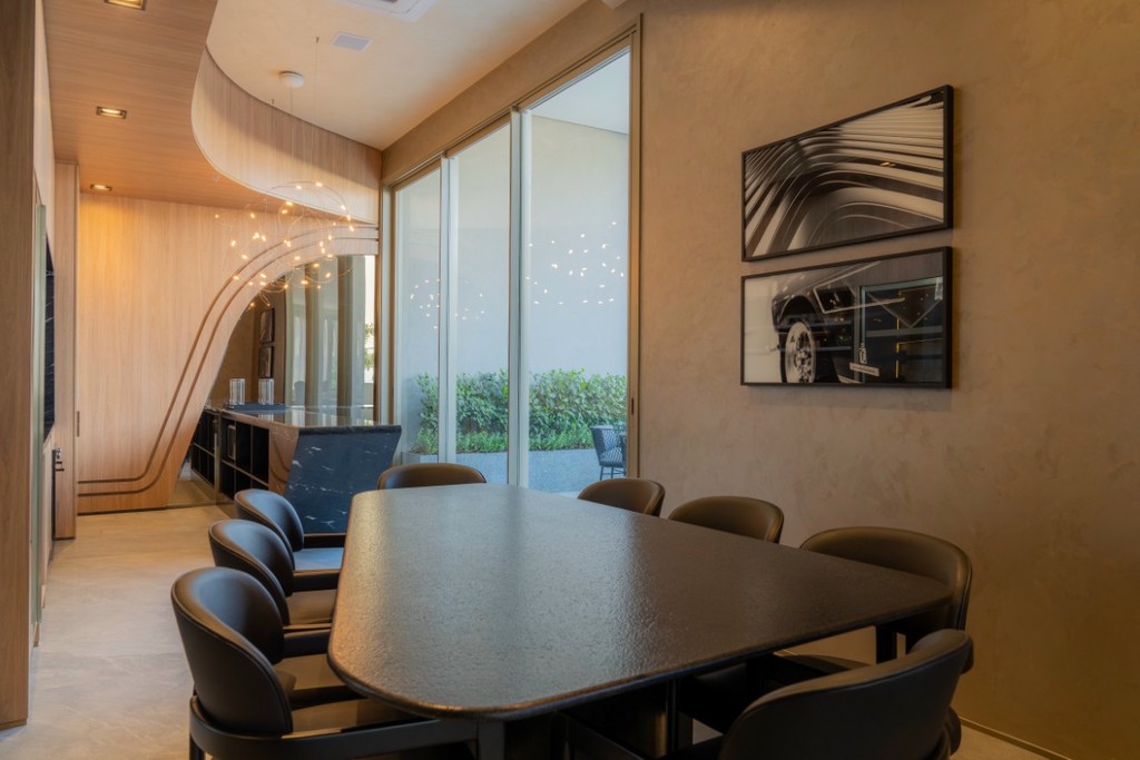 Apartamento à venda em Pinheiros, São Paulo-SP, 1 quarto, 1 suíte, 2 banheiros, 1 vaga, 55m² - Condomínio Aero Design by Pininfarina
