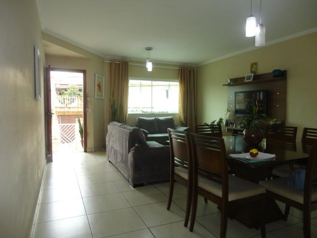 Casa, 3 quartos, 236 m² - Foto 4